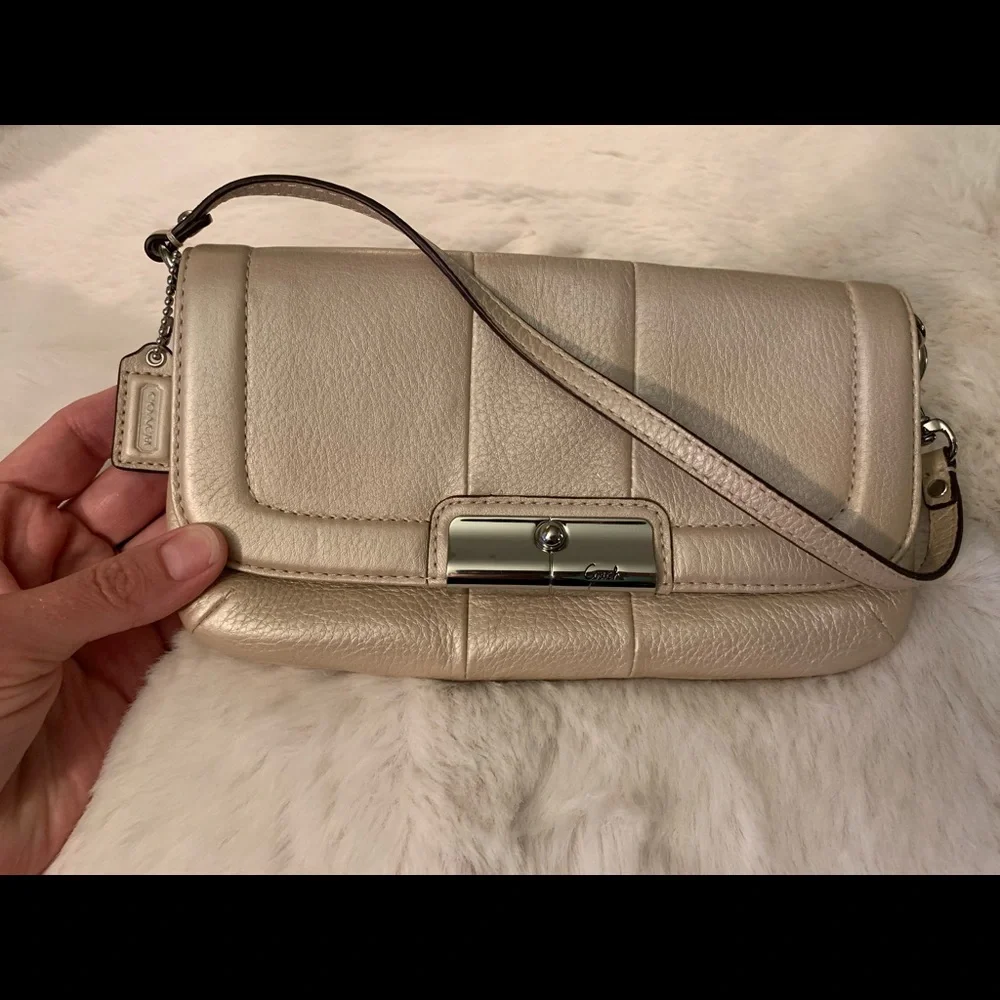Coach Metallic Beige Leather Shoulder Bag - Picture 4 of 16